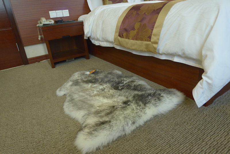 sheepskin carpet and sheepskin rug